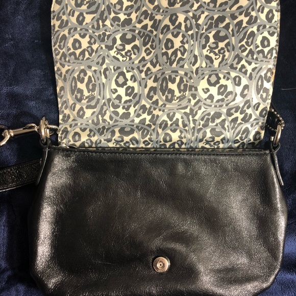 🔥Small coach poppy purse - Picture 6 of 7